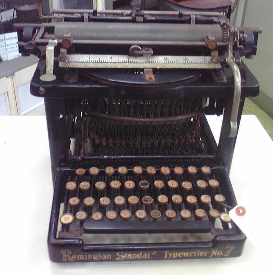 伊藤事務機の「Remington Standard Typewriter No.7」