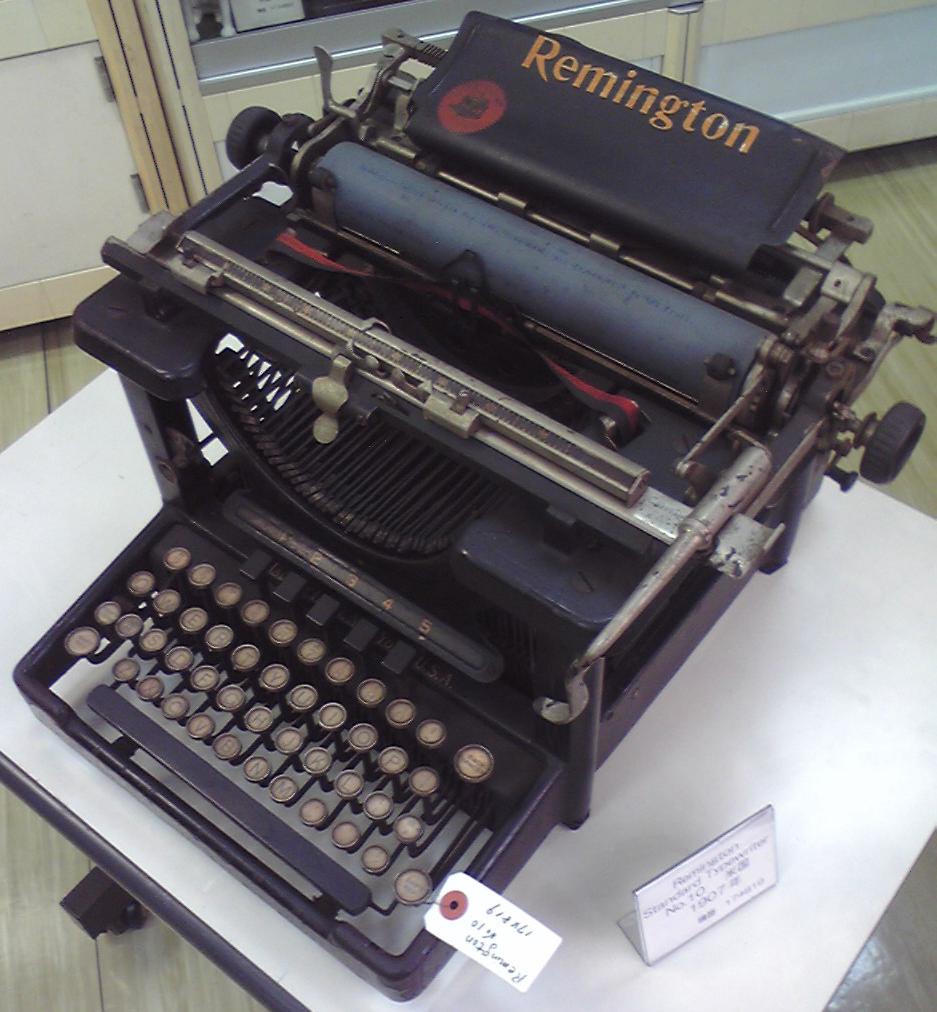 伊藤事務機の「Remington Standard Typewriter No.10」